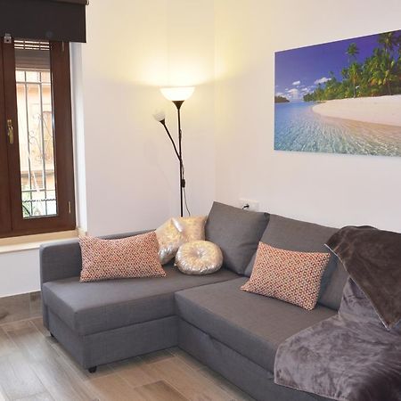 Apartamento San Jacinto Siviglia Esterno foto